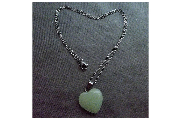 قیمت خرید گردنبند قلب سنگی سبز