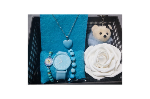 هدیه تولد دخترانه آبی