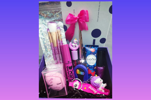 قیمت خرید کادو تولد دخترانه بنفش