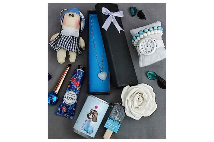 پک کادو لوازم آرایشی