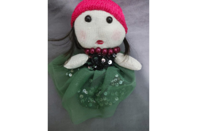 جاسوئیچی عروسک شب یلدا