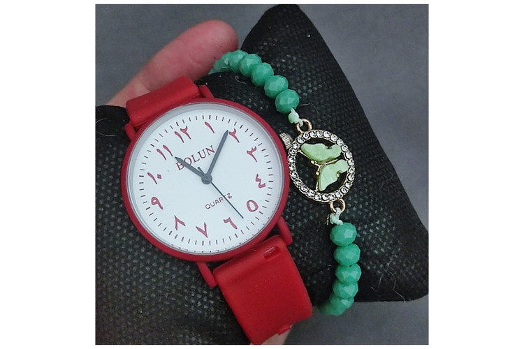 ساعت بولون قرمز دستبند سبز یلدا