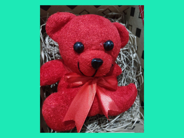 خرس ولنتاین قرمز