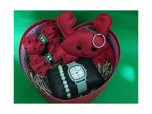 خرید آنلاین کادو دخترانه