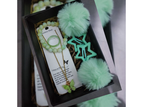 قیمت باکس کادو دخترانه