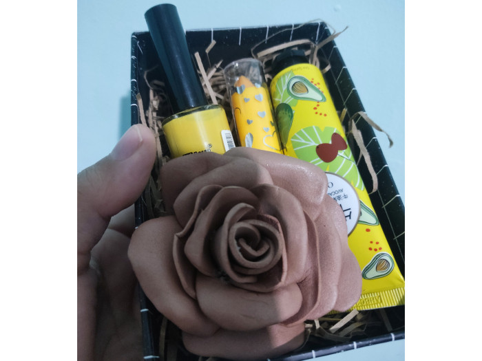 قیمت خرید کادو زنانه لیمویی