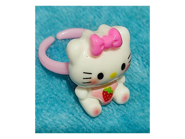 انگشتر هلوکیتی