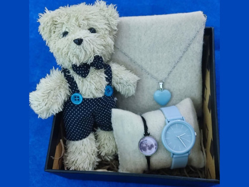 باکس کادو دخترانه آبی