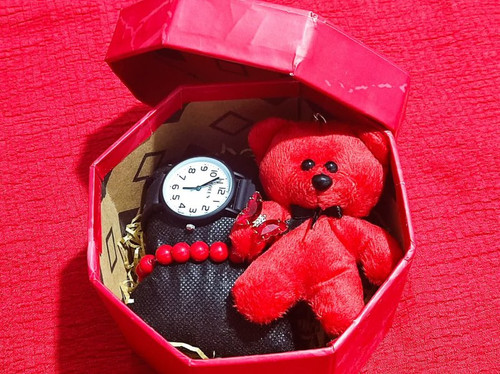 قیمت پک دخترانه ولنتاین