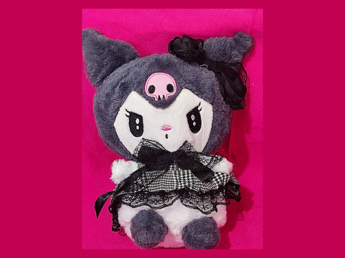 عروسک کرومی شخصیت کرومی