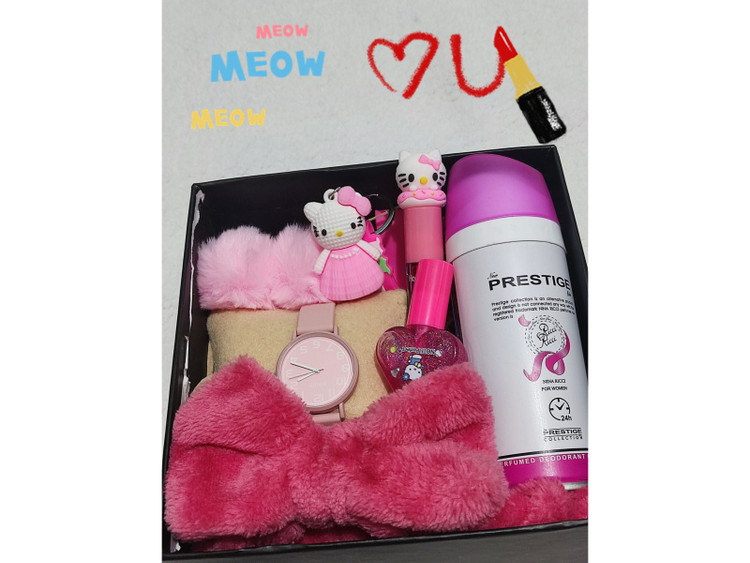 پک کادویی هلو کیتی