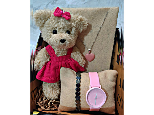 کادو تولد دخترانه صورتی